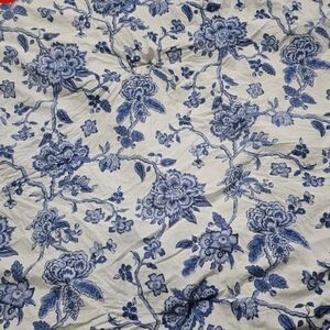 NWT Ralp Lauren Floral Blue and White Porcelain 3 pcs. Set Size King